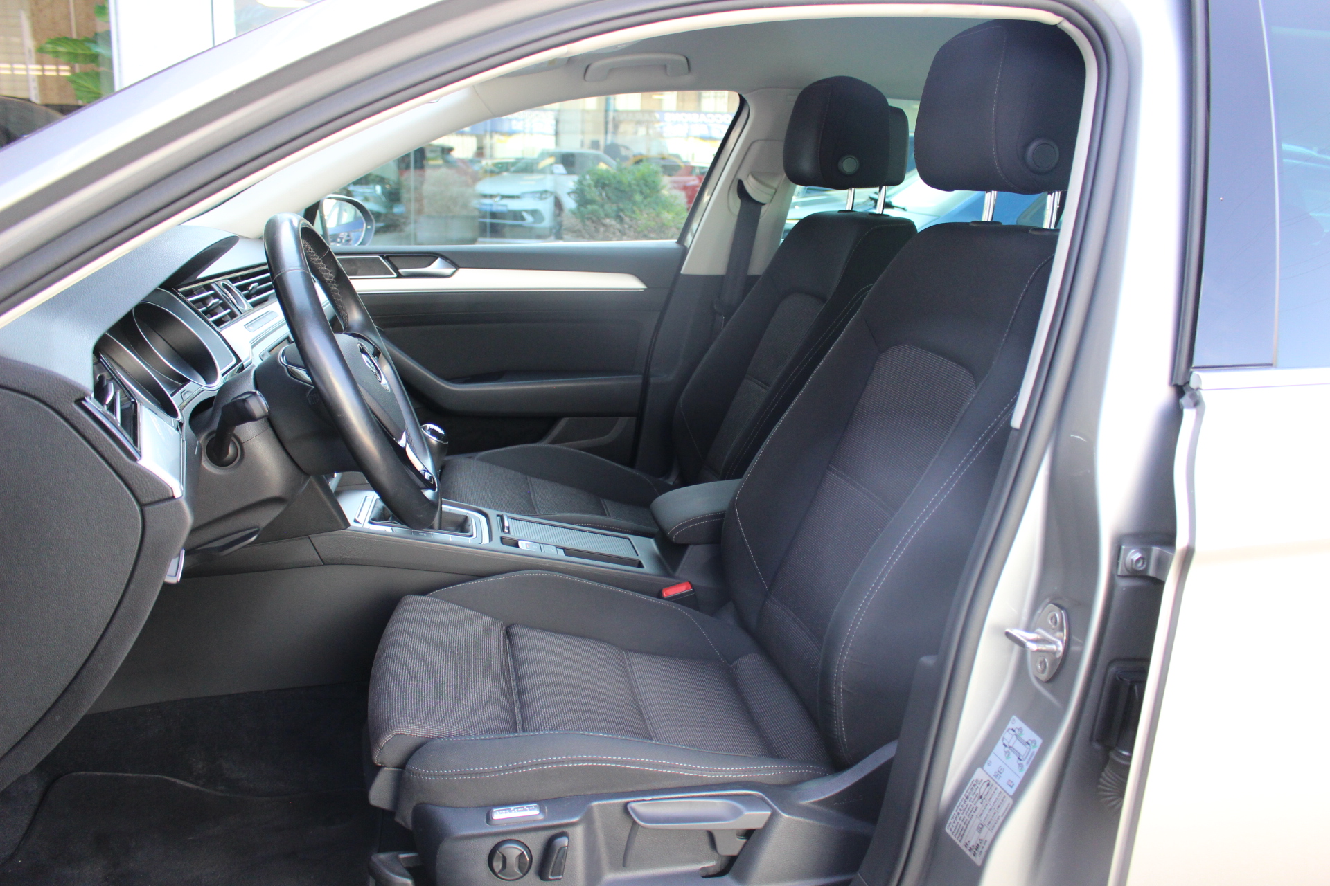 VOLKSWAGEN-PASSAT VARIANT-1.6 CR-TDI