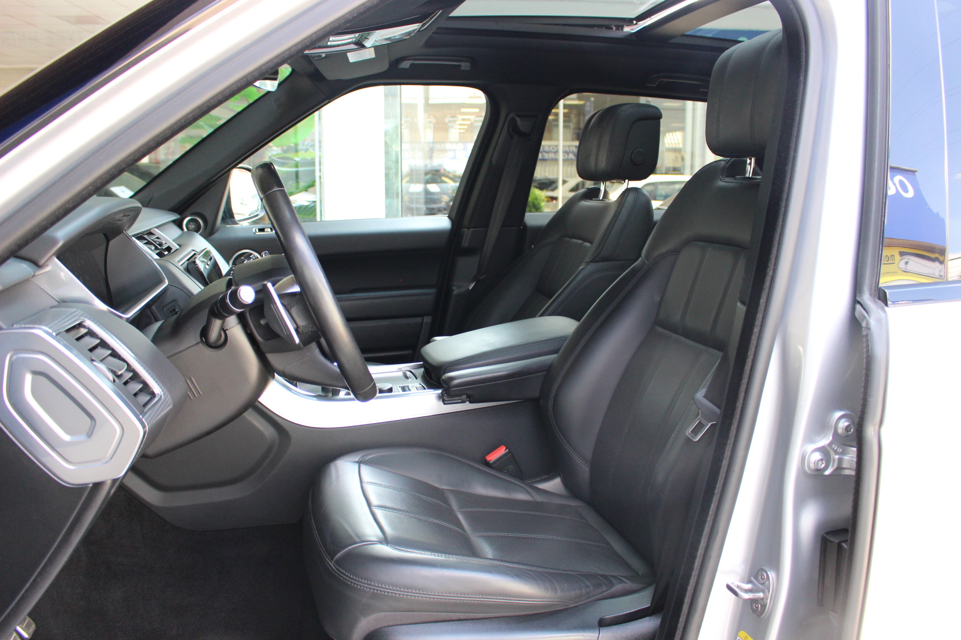 LAND ROVER-RANGE ROVER SPORT-3.0 D HSE DYNAMIC