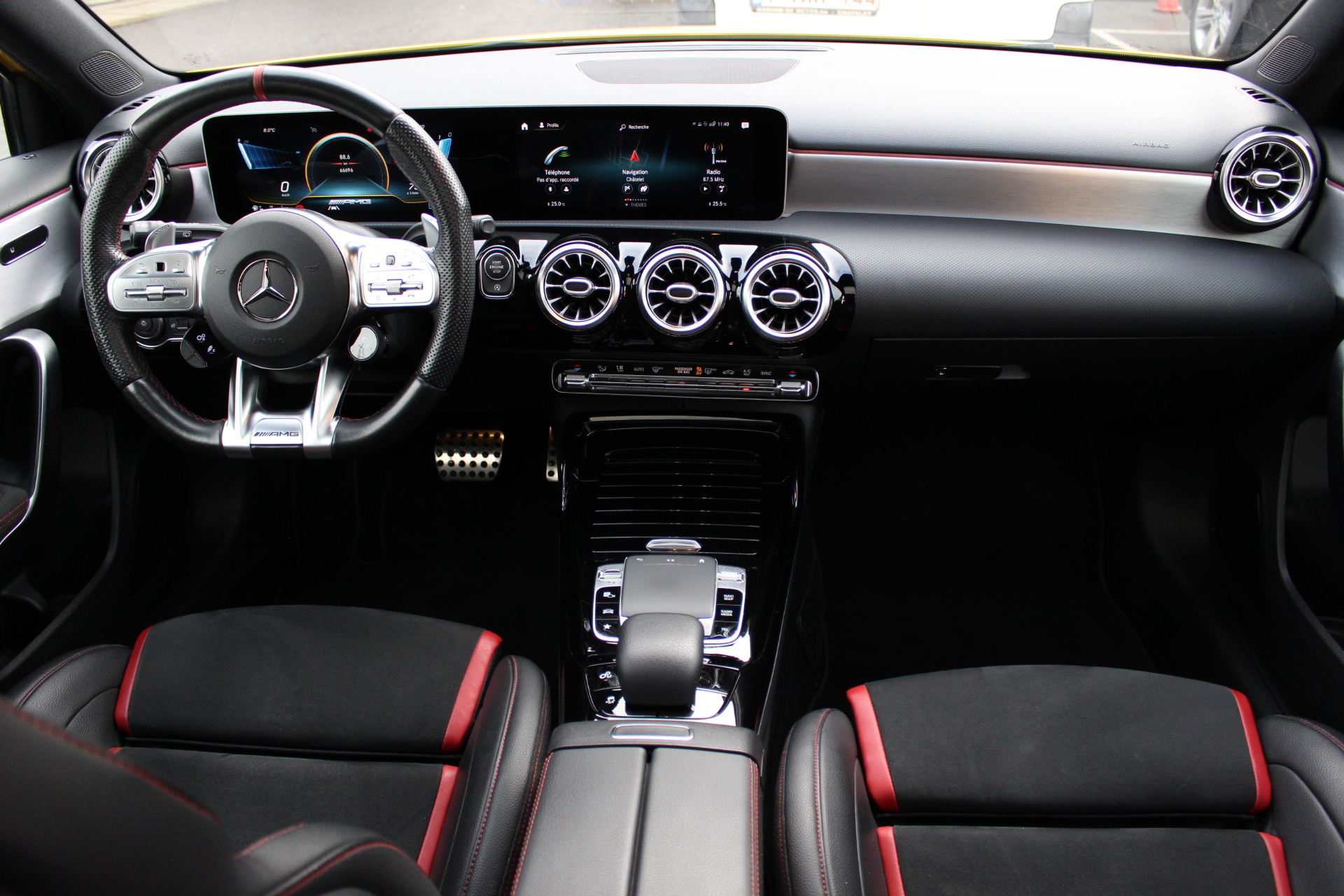 MERCEDES-A 35 AMG-4-MATIC