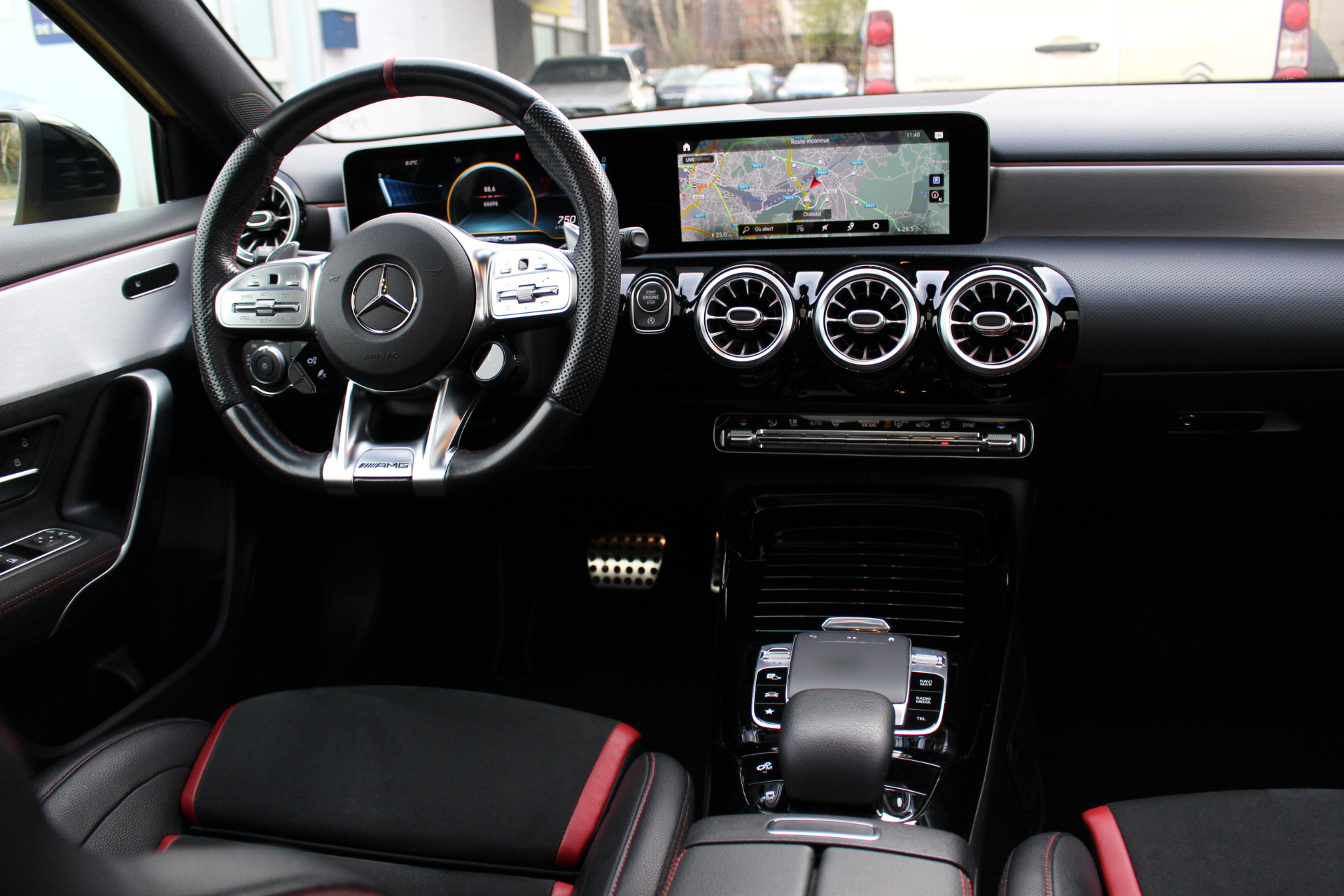 MERCEDES-A 35 AMG-4-MATIC