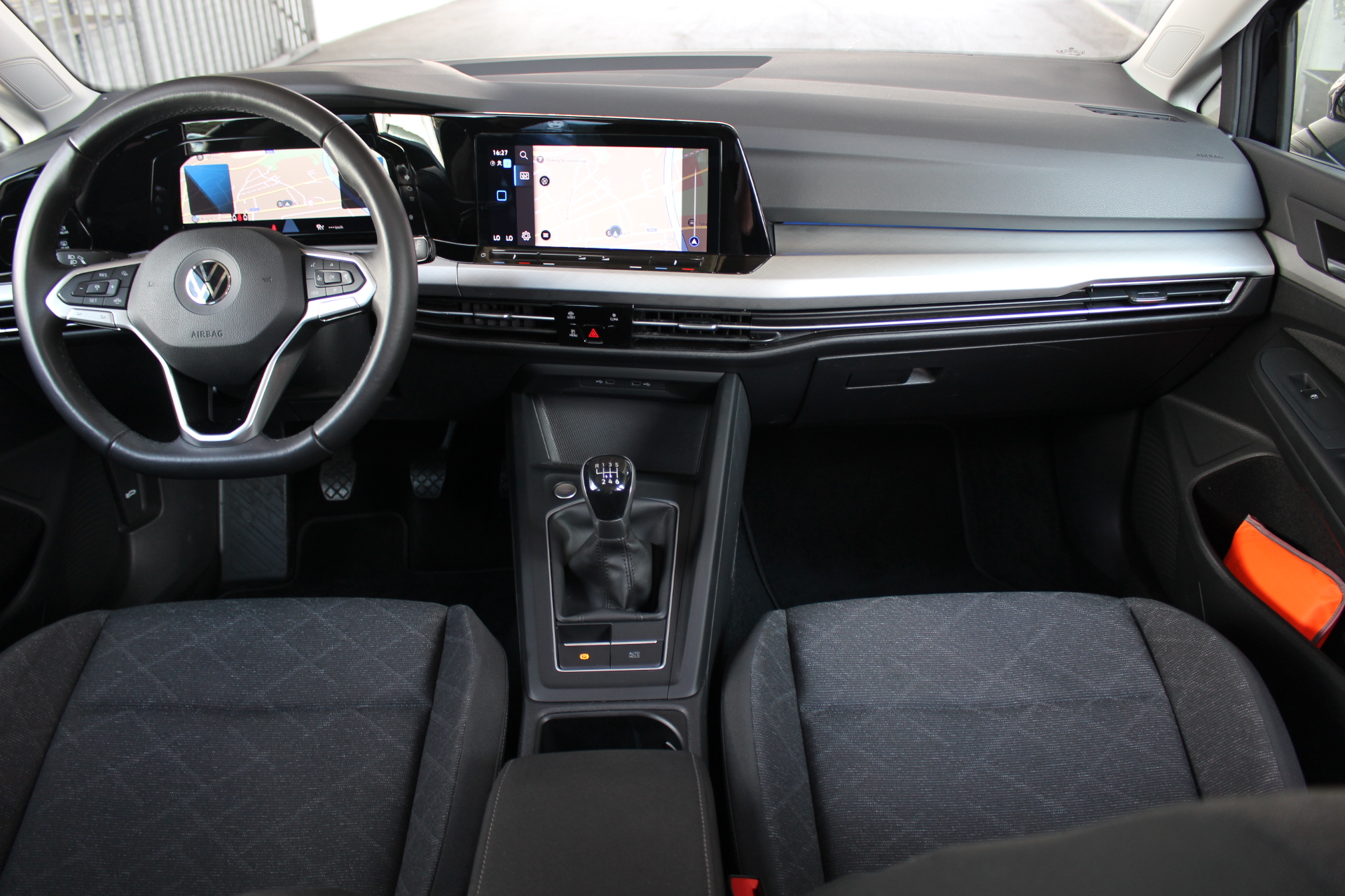 VOLKSWAGEN-GOLF 8-1.5 TSI 130CV