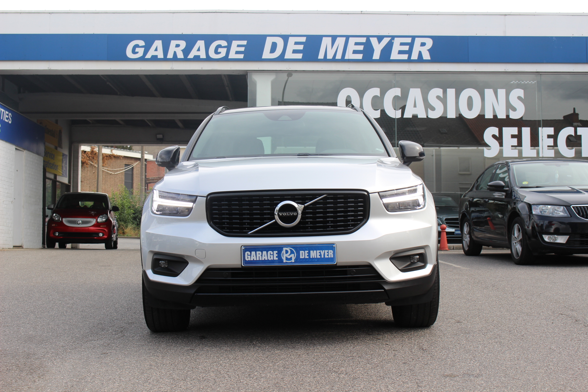 VOLVO-XC 40 R-DESIGN-1.5 T3 156CV