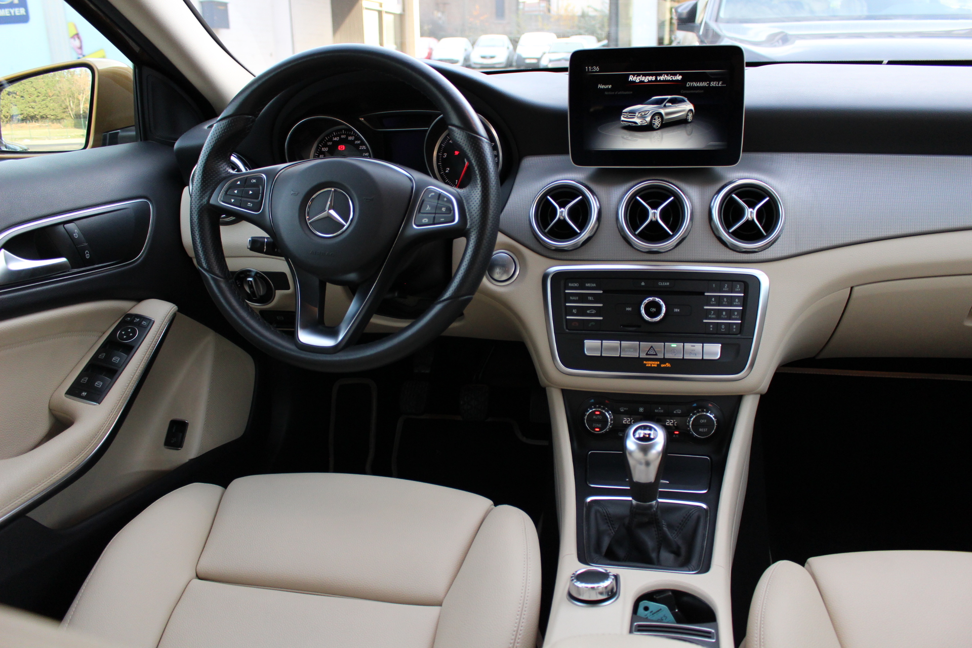 MERCEDES-GLA 180-1.6 ESS.
