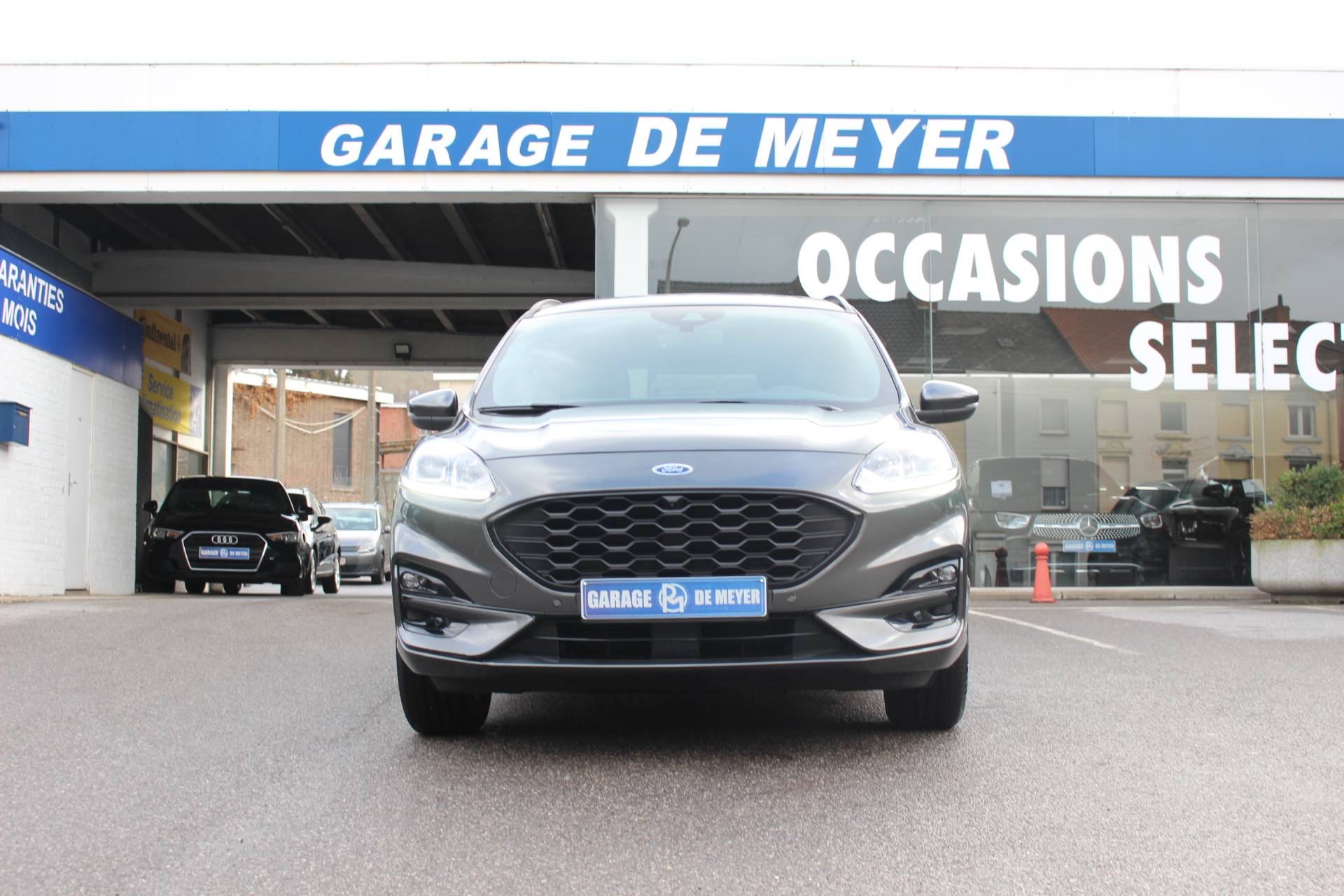 FORD-KUGA-1.5 ESS. ST LINE