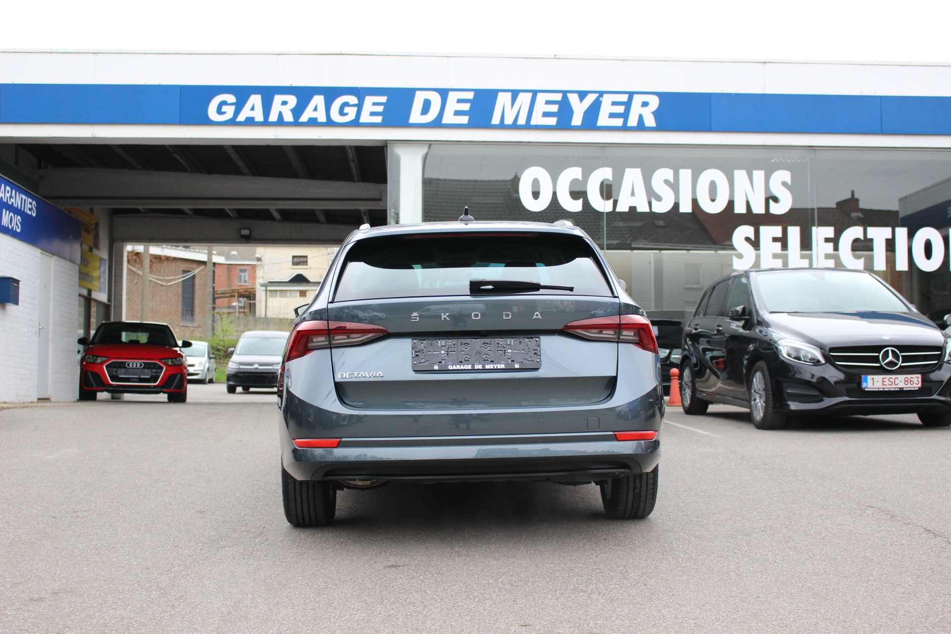 SKODA-OCTAVIA  COMBI-2.0 TDI DSG7