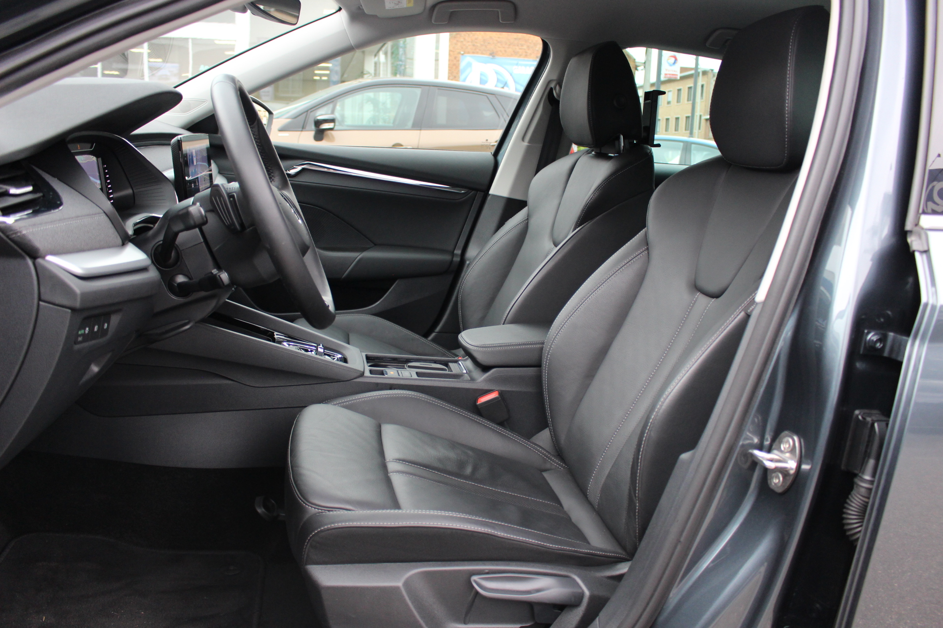 SKODA-OCTAVIA  COMBI-2.0 TDI DSG7