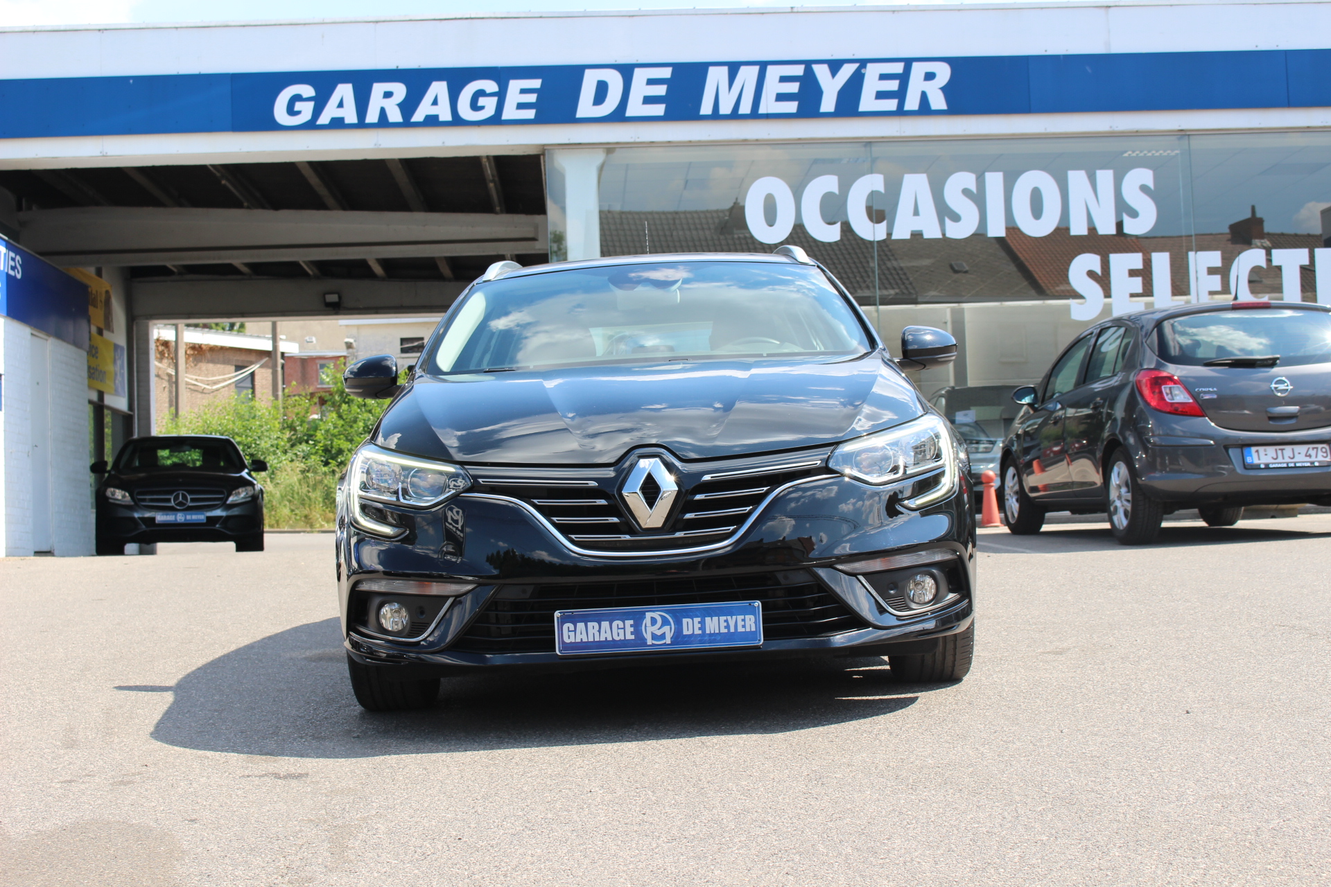 RENAULT-MEGANE GRANDTOUR-1.5 dci