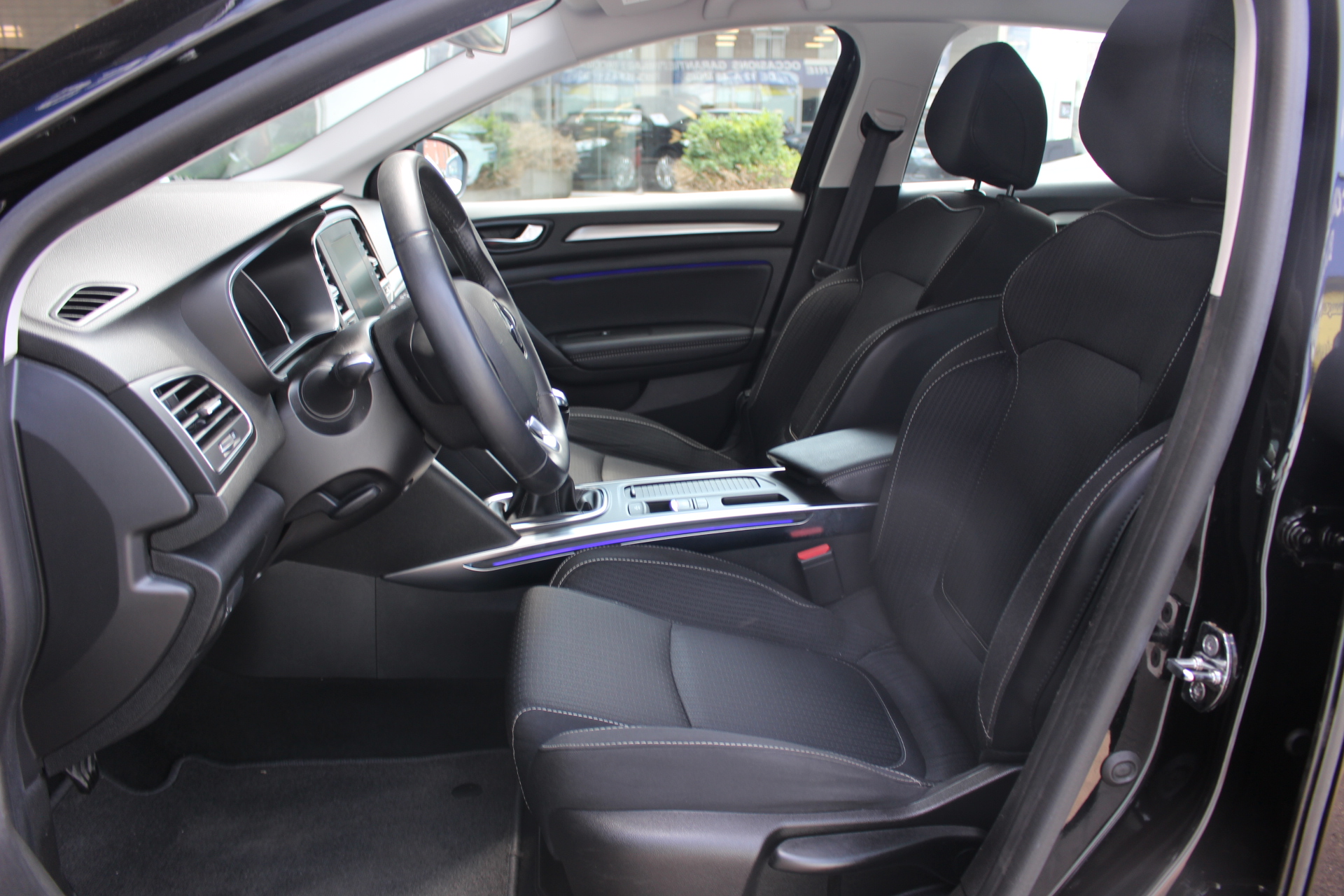 RENAULT-MEGANE GRANDTOUR-1.5 dci