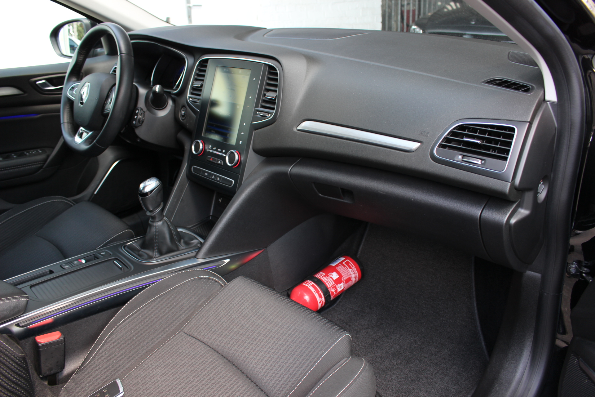 RENAULT-MEGANE GRANDTOUR-1.5 dci