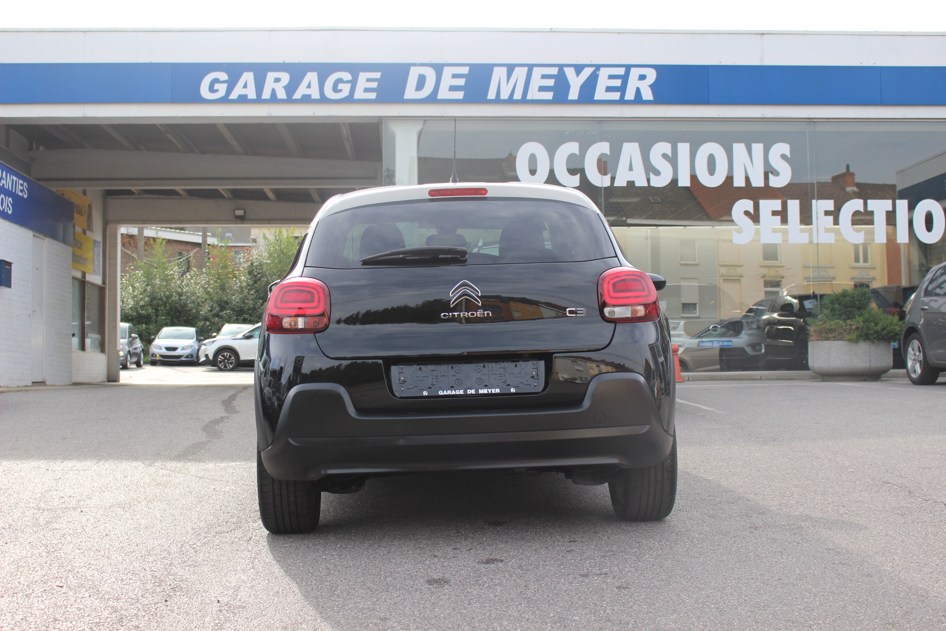 CITROEN-C3-1.2 PURETECH SHINE S EAT6