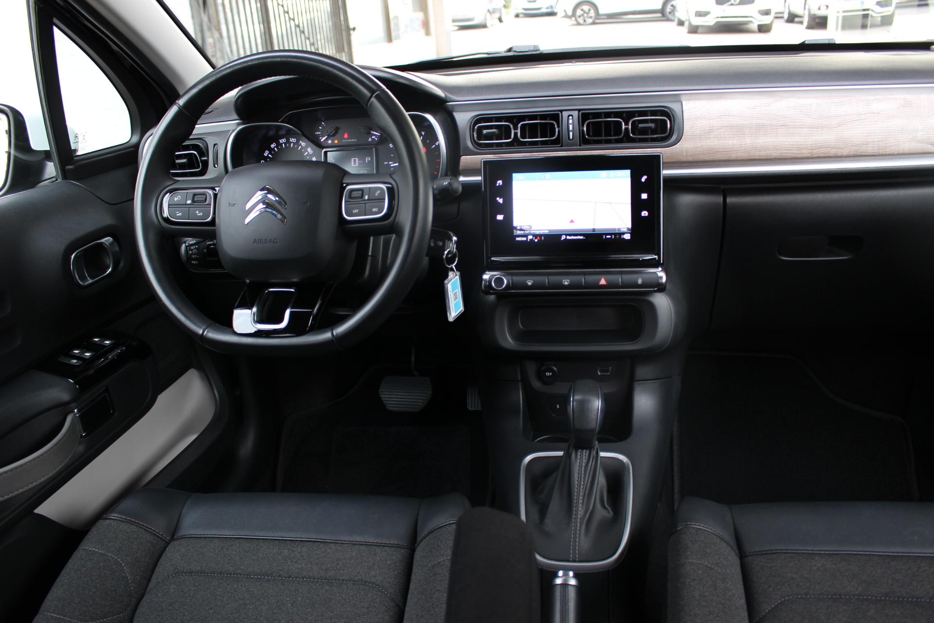 CITROEN-C3-1.2 PURETECH SHINE S EAT6